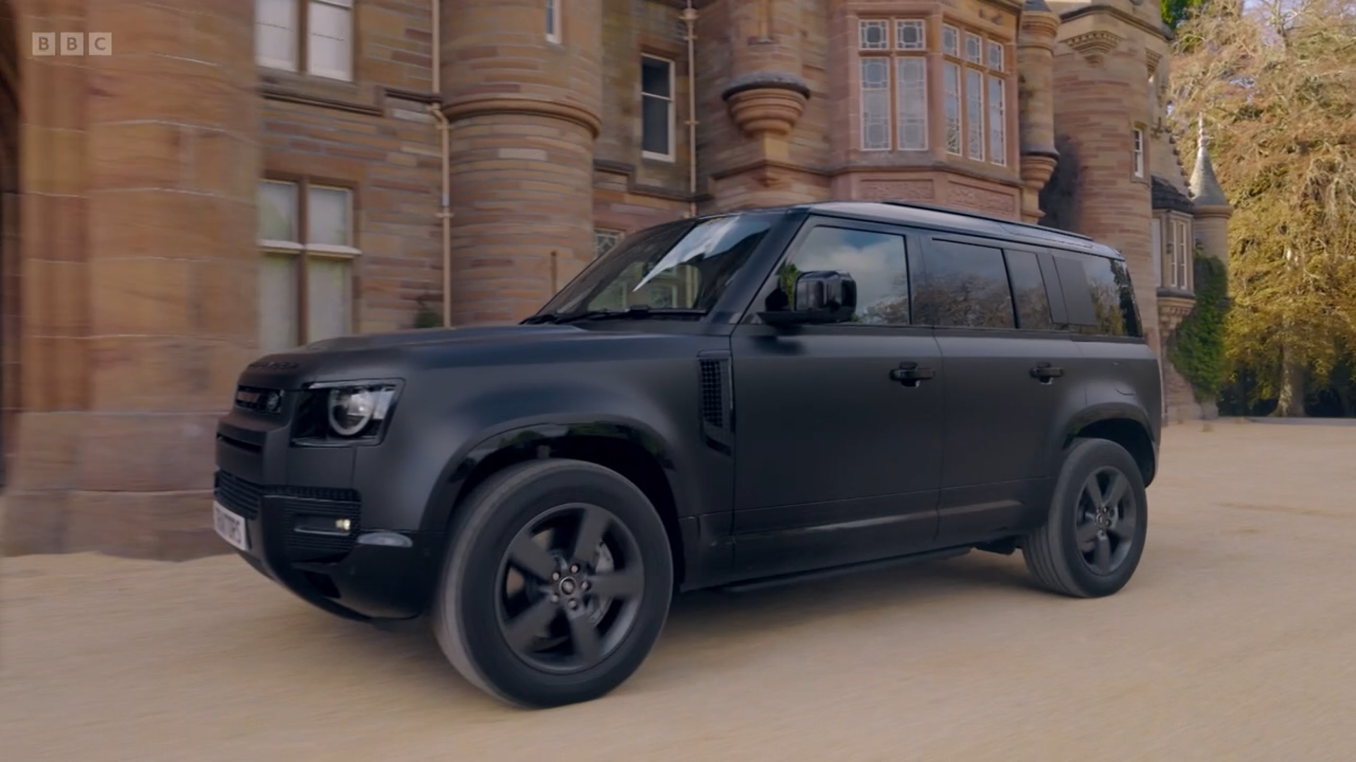 Land Rover Defender in Celebrity Traitors