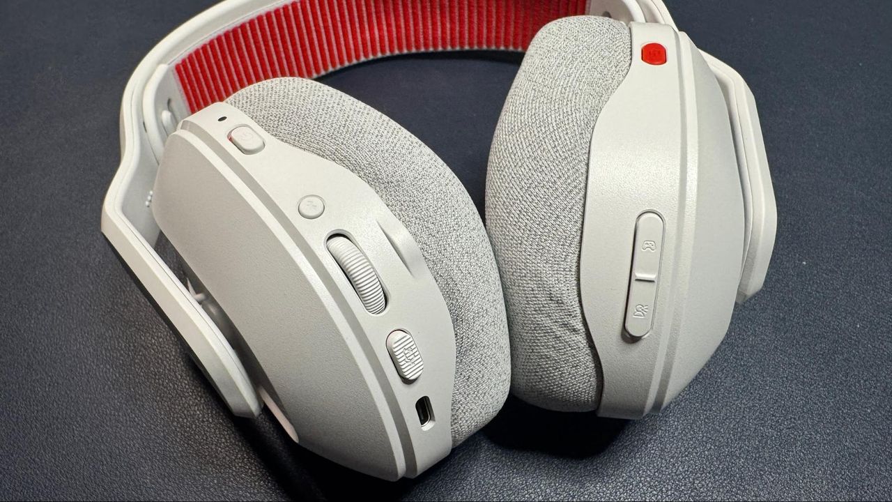 Astro A20 X