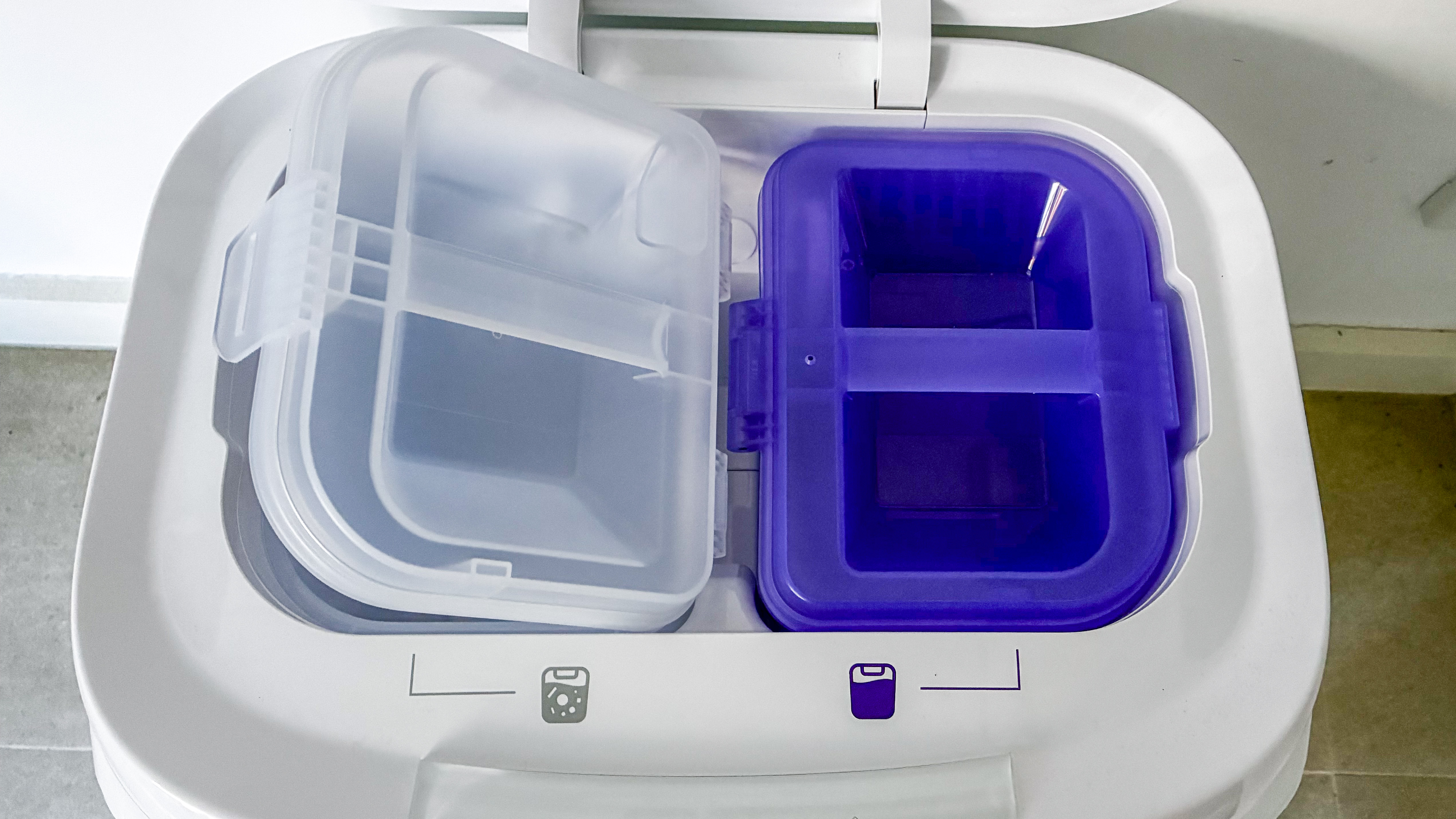 The water tanks inside the Narwal Freo Z10 base station