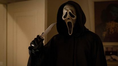 Scream 6. STUDIO: Paramount Pictures. DIRECTORS: Matt Bettinelli-Olpin and Tyler Gillett. PLOT: In the next installment, the survivors of the Ghostface killings leave Woodsboro behind and start a fresh chapter in New York City. STARRING: Ghostface in Scream Vl. (Credit Image: © Paramount Pictures/Entertainment Pictures) - Image ID: 2M5XTGB (RM)