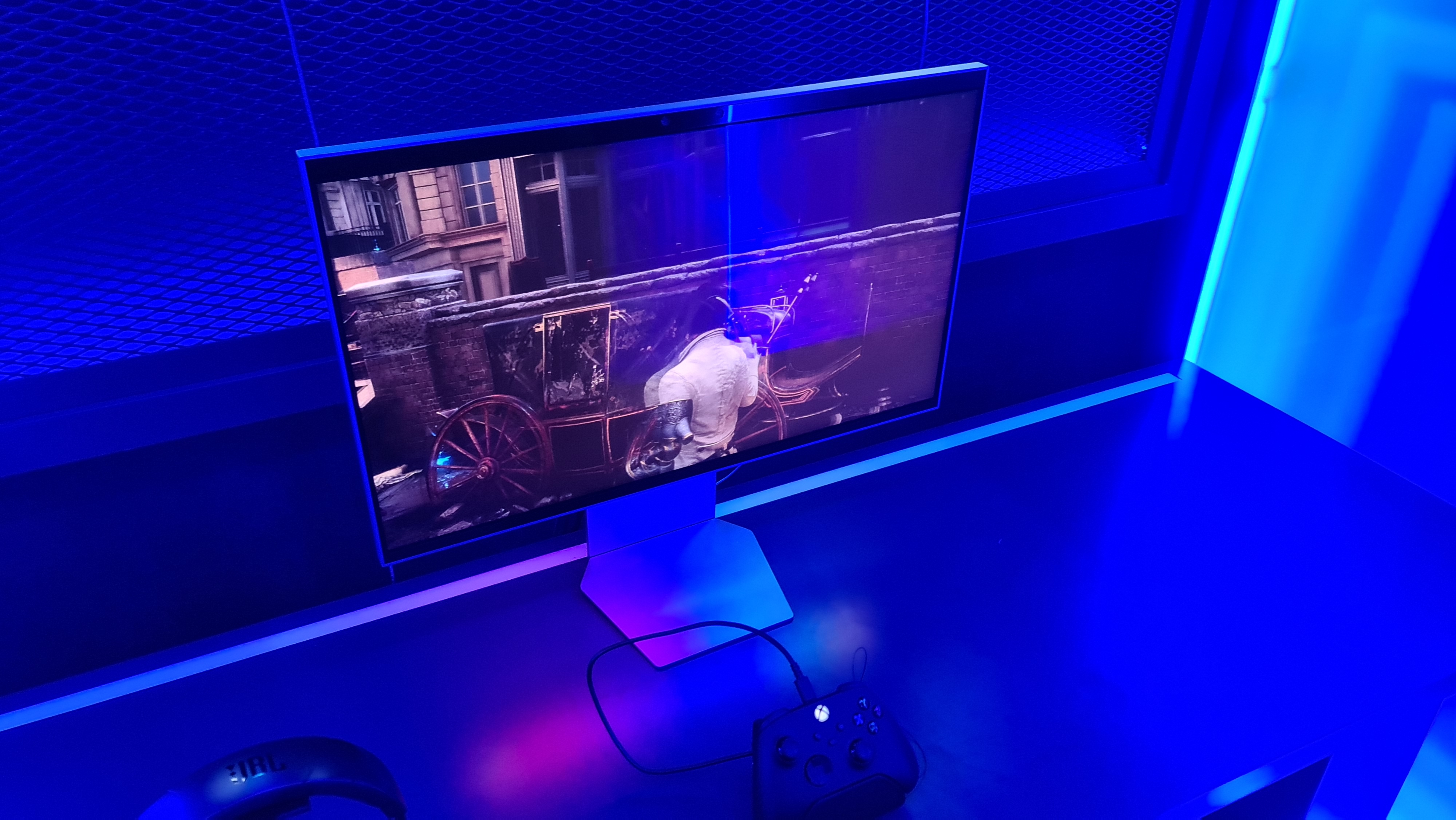 Samsung's glasses-free 4K 3D monitor concept has been turned into a gaming display you can actually buy