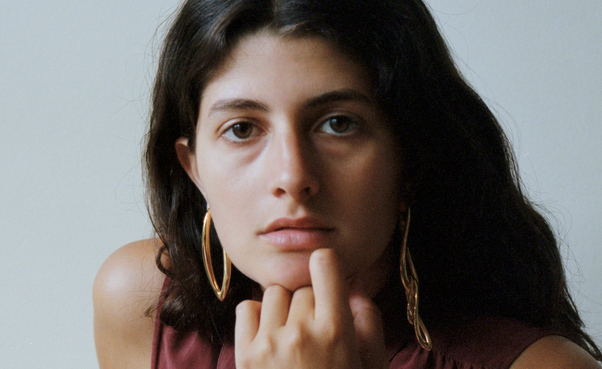 woman wearing gold jewellery
