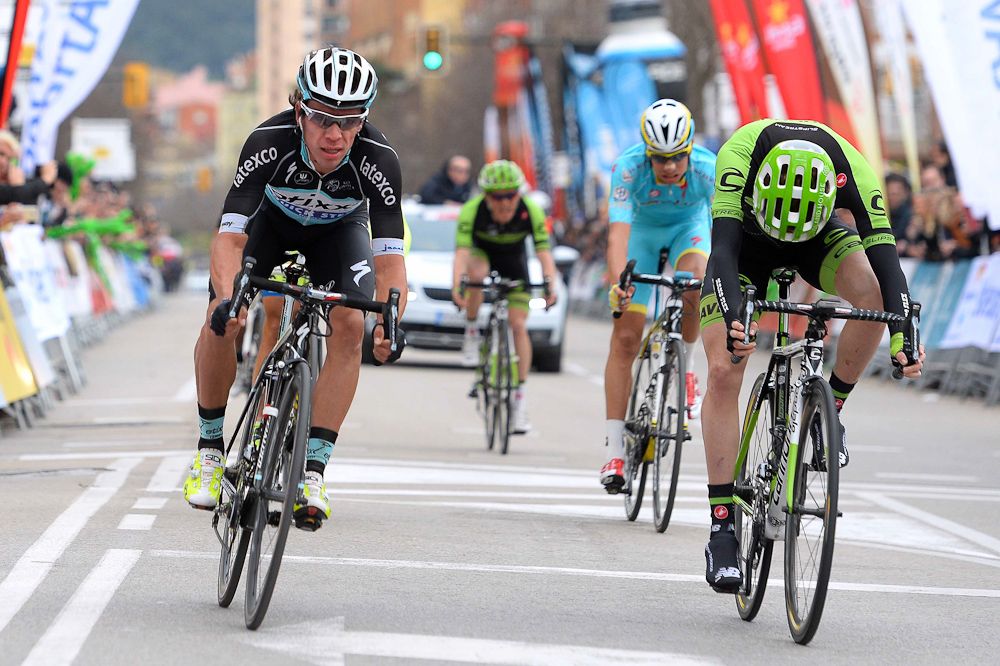 Rigoberto Uran (Etixx-QuickStep) takes second ahead of Dan Martin (Cannondale-Garmin).
