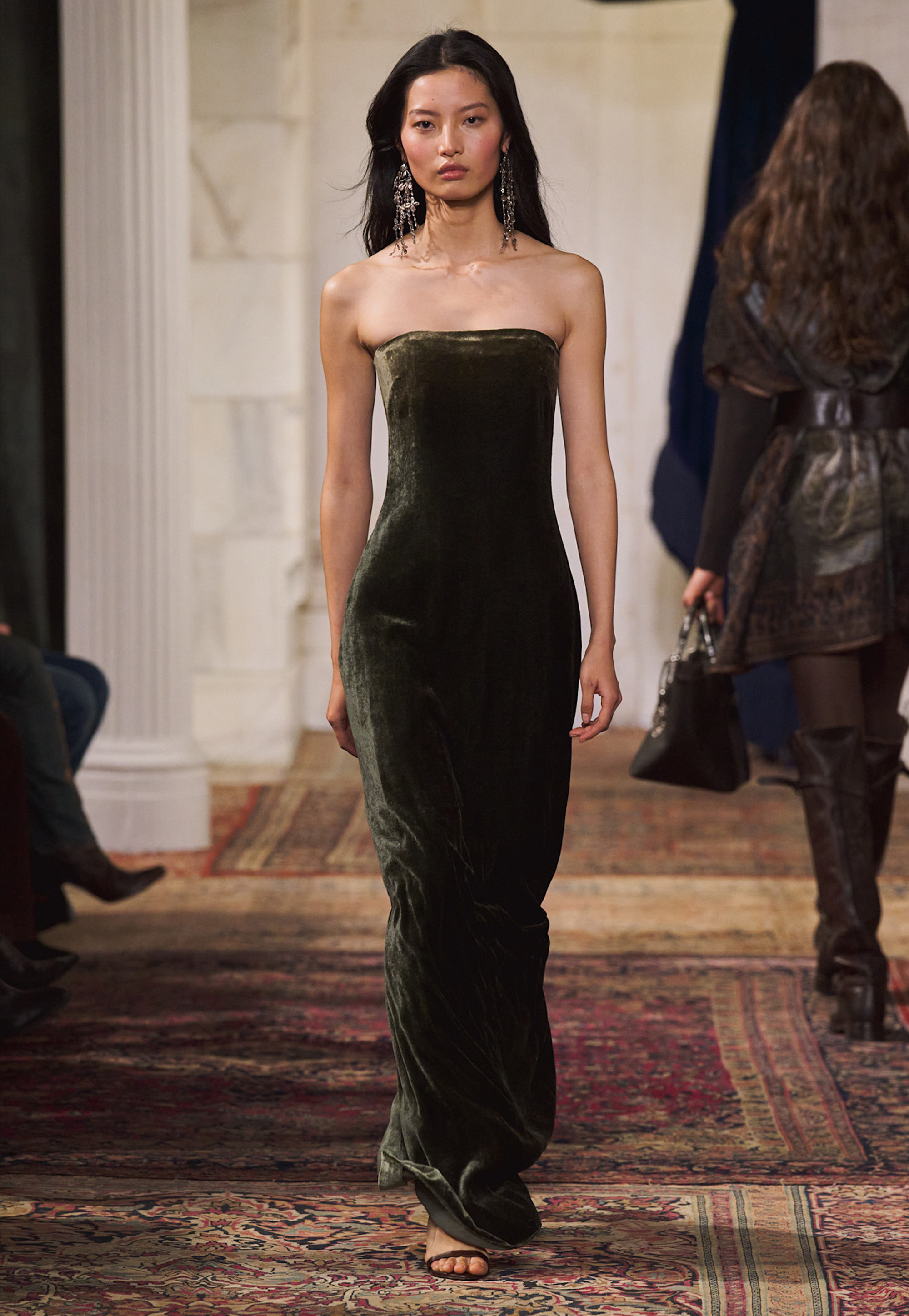 Romantic fashion trend