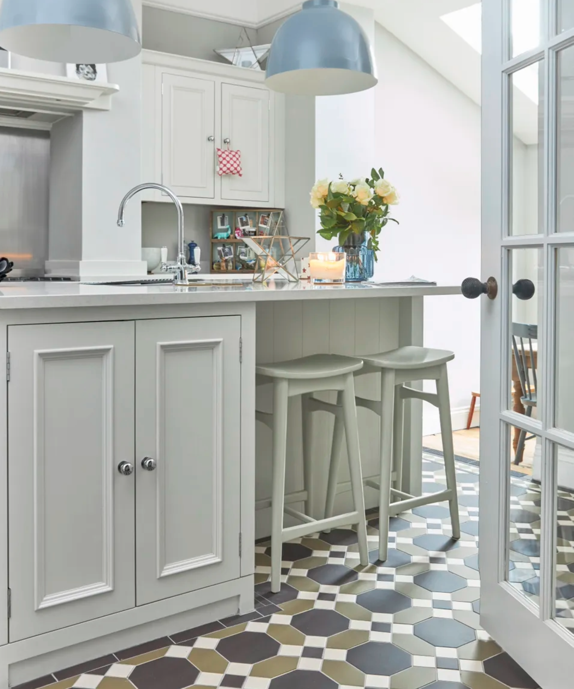 a kitchen flooring idea using victorian tiles