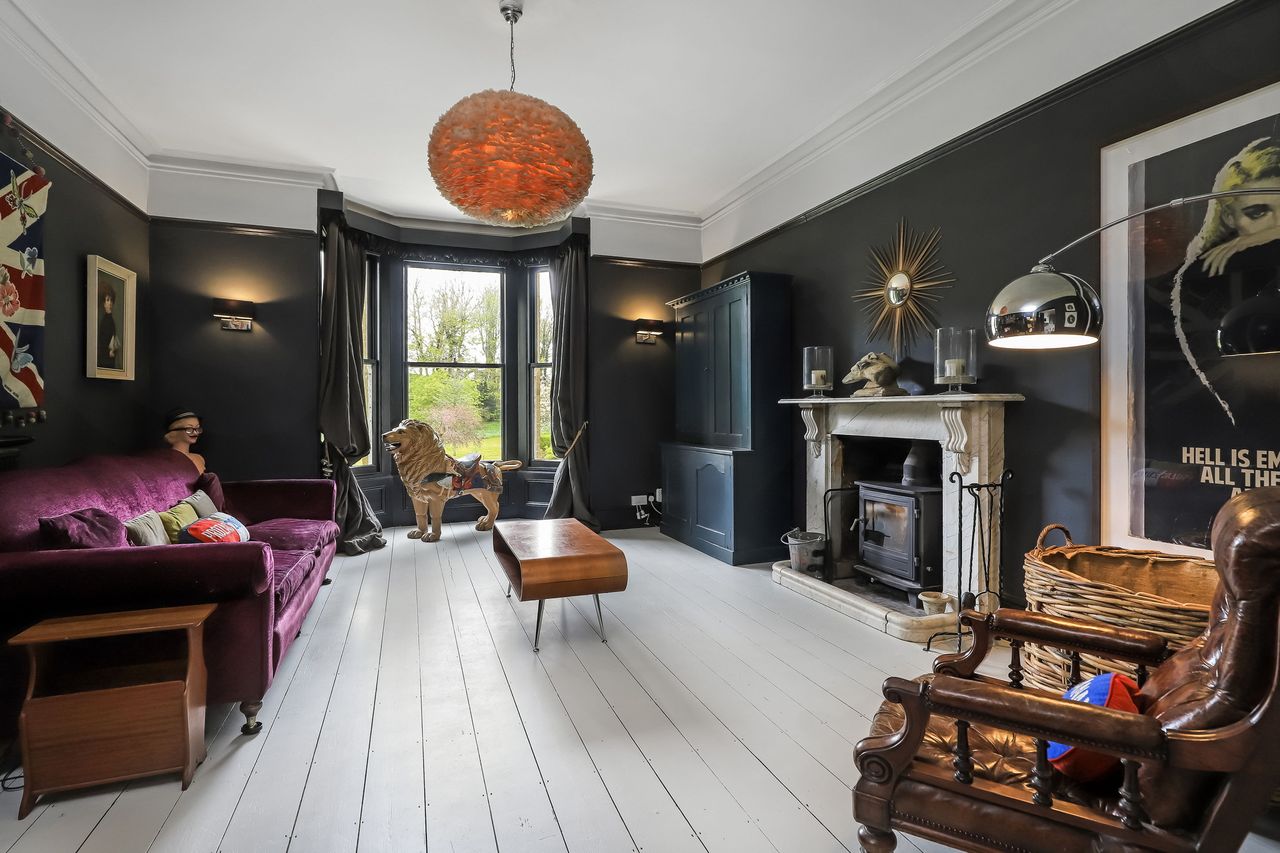 Images of Lyewood House in Hampshire