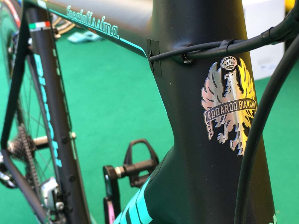While Bianchi launched the Specialissima in its celeste, Kruijswijk received a custom black version to shave 20g of weight