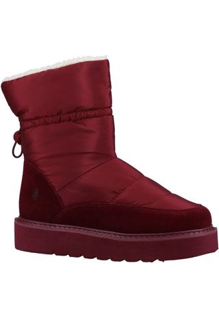 valentine's gifts for her - red slipper boots with sherpa lining