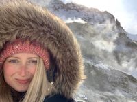 Alicia Miller's avatar