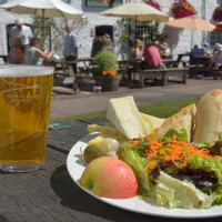 Horse riding with pub lunch for two – £180 Horse riding with pub lunch for two – £180