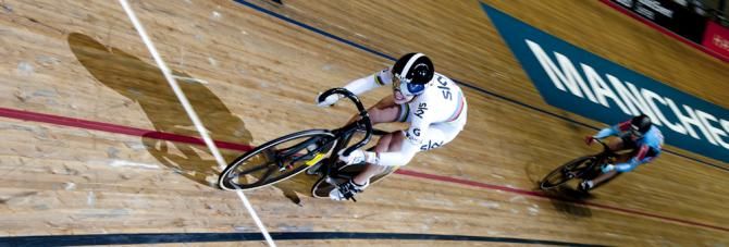 Becki James gets a consolation Bronze in the Women's Sprint