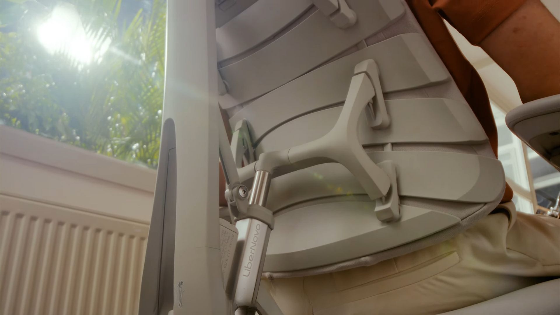 The bionic backrest of the LiberNovo Omni