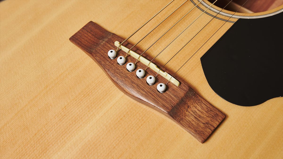 Fender CD-60S