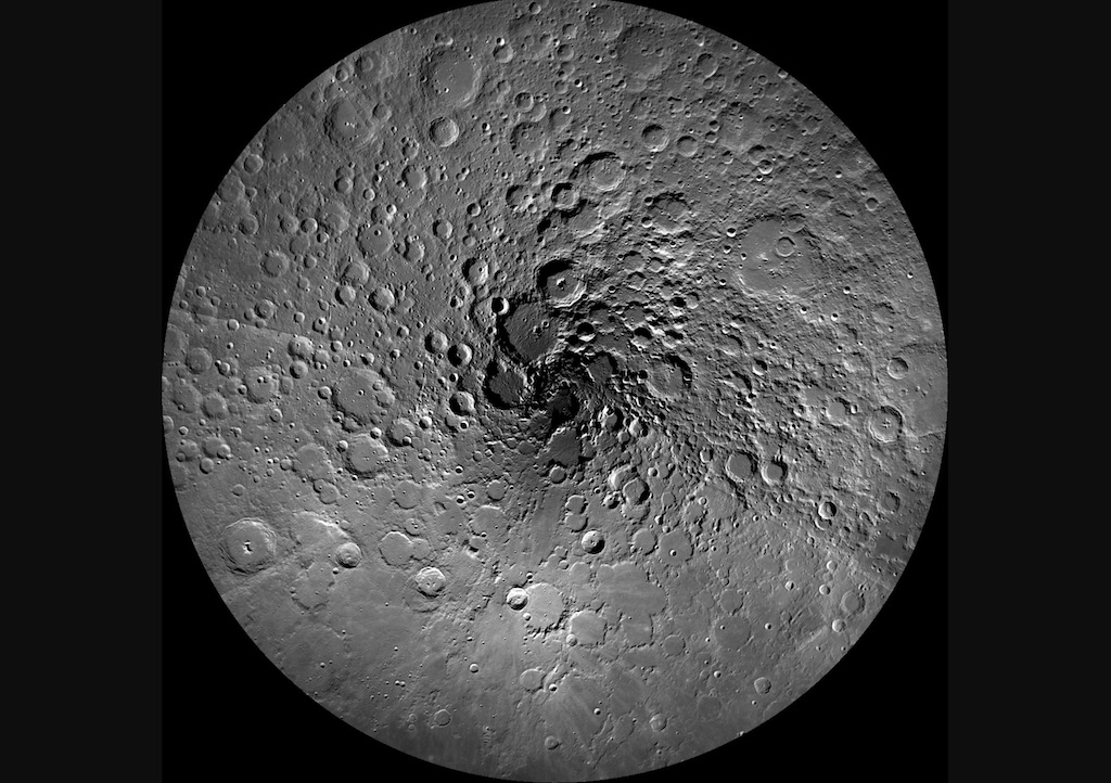 Moon north pole