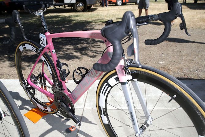 'Classic Cruiser' is a 52cm frame ridden by Evan Huffman. Anna's design comes from her love of pink, rainbows, bunnies and princesses, resulting in colours that wouldn't look out of place on a 1950s Californian classic cruiser