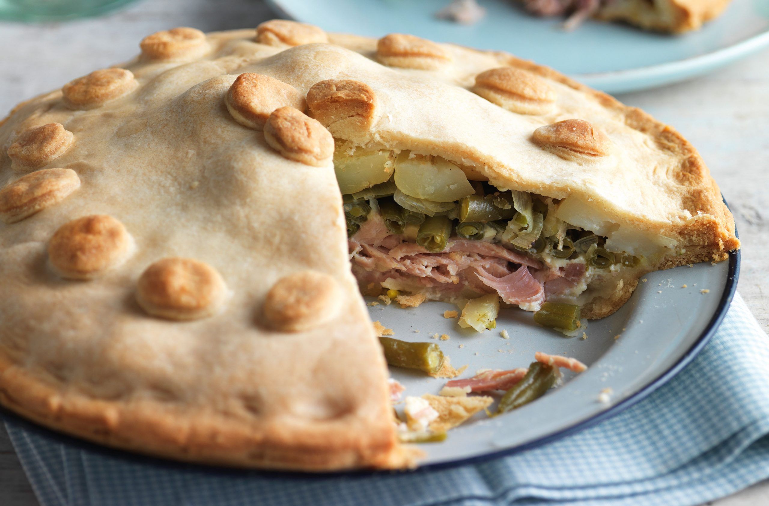 Ham, bean and potato pie recipe