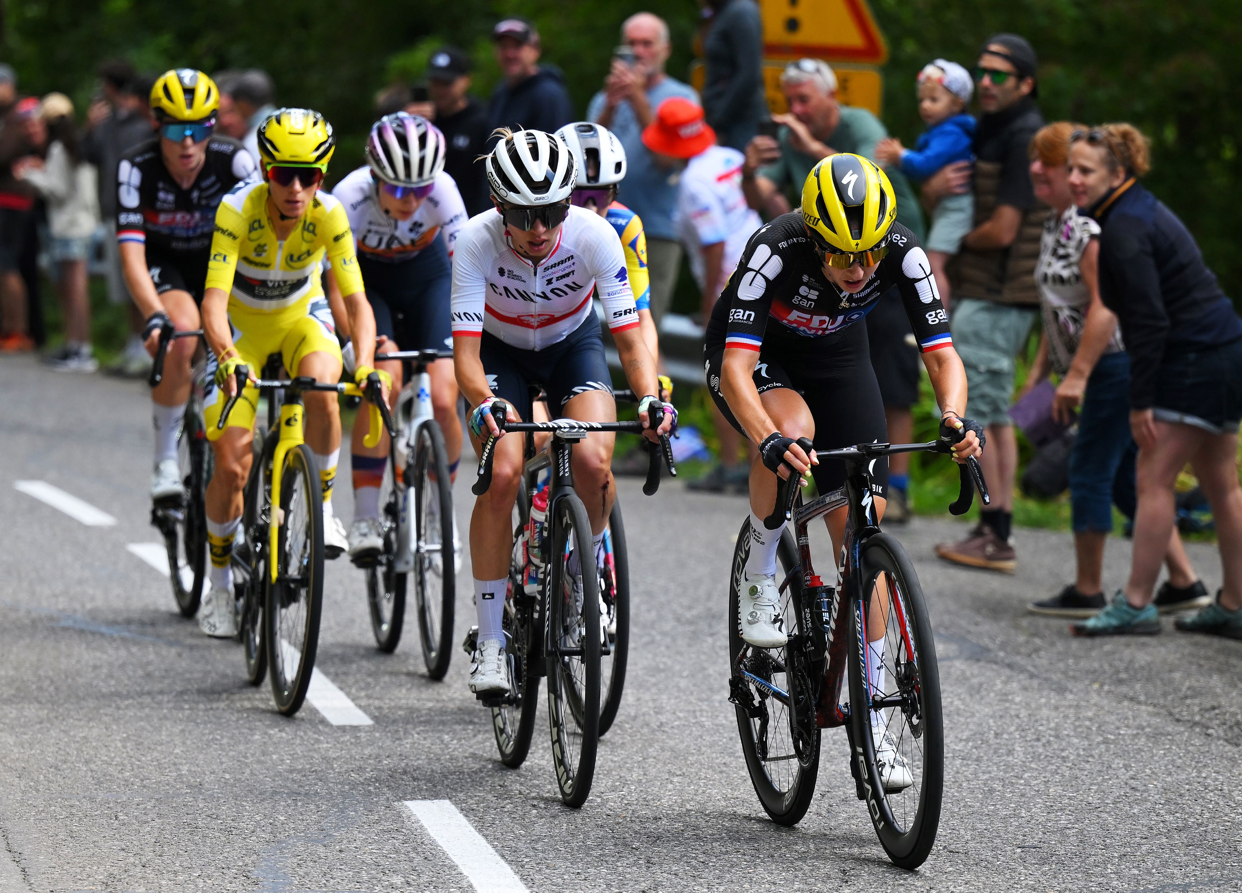 Tour de France Femmes stage 9 LIVE - Gigante drops off podium in final day GC drama