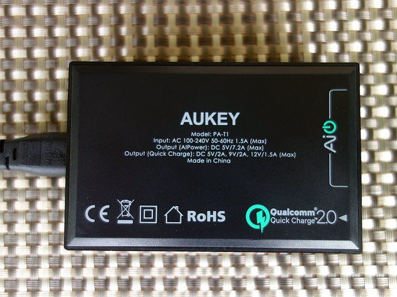 Aukey 5 port USB Quick Charger