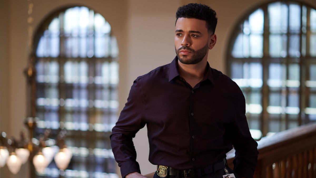 Ryan Broussard in Alert