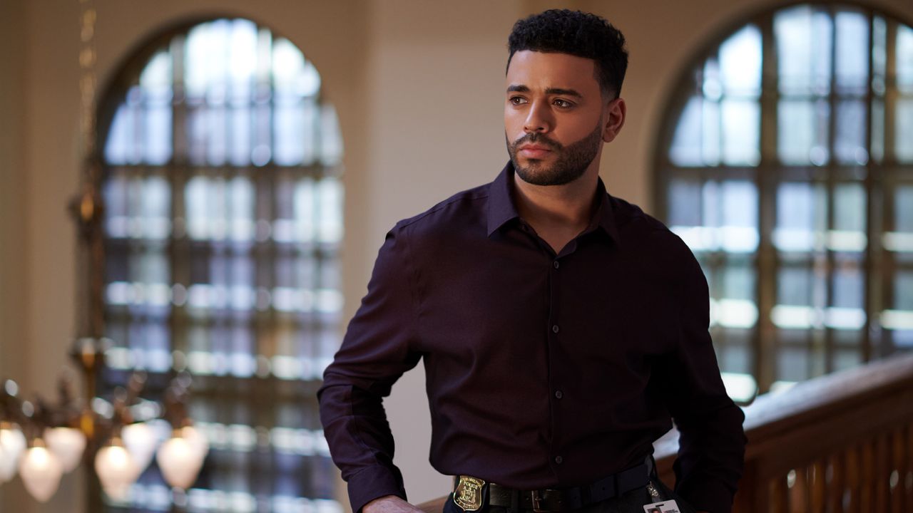 Ryan Broussard in Alert