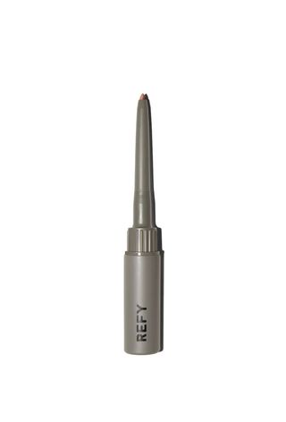 9Q7PQbHuYGt8KVkmJBnGja-320-80 Refy Lip Liner التي استعرضها محرر تجميل