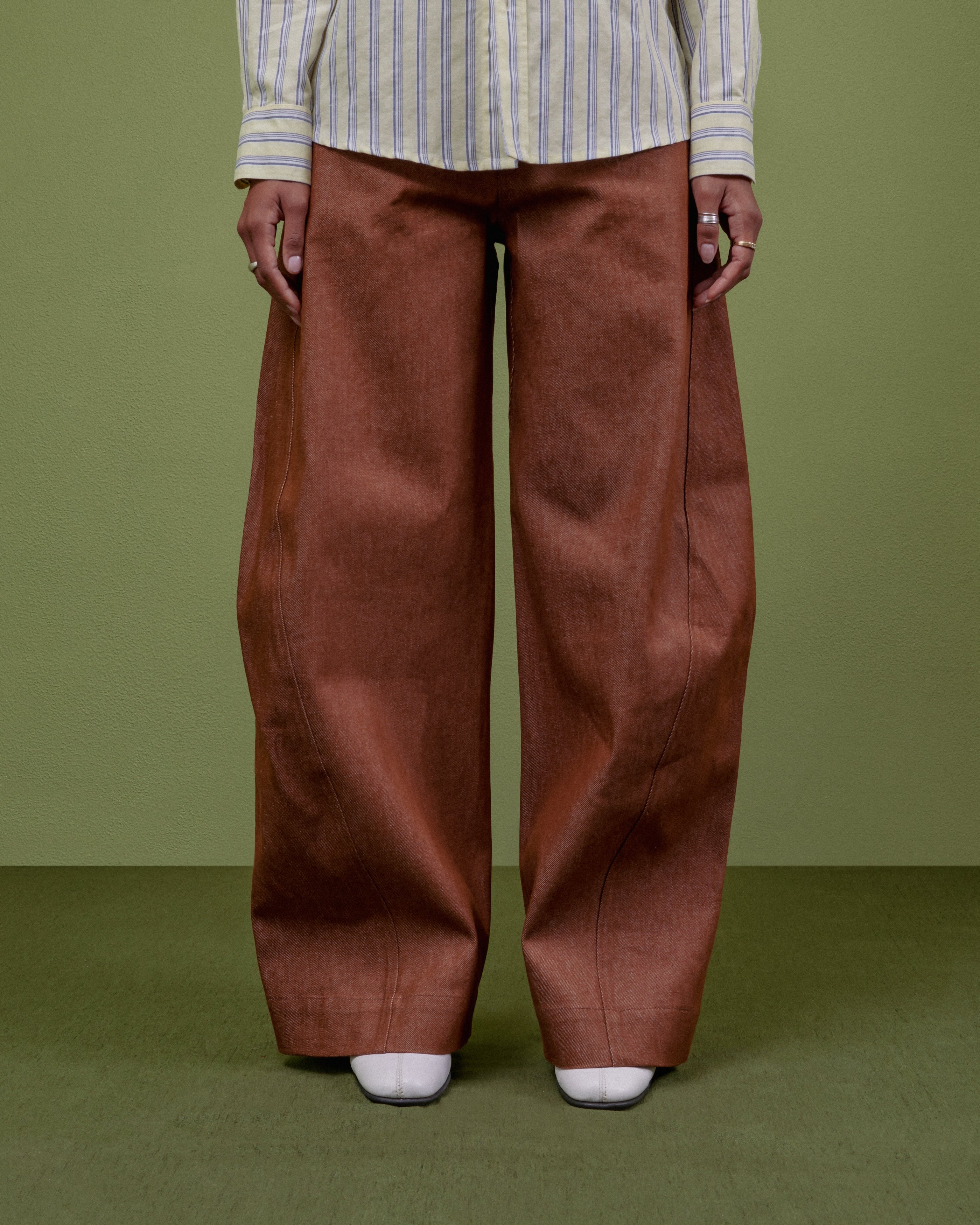 GANDAIA Tobacco Barrel Trousers
