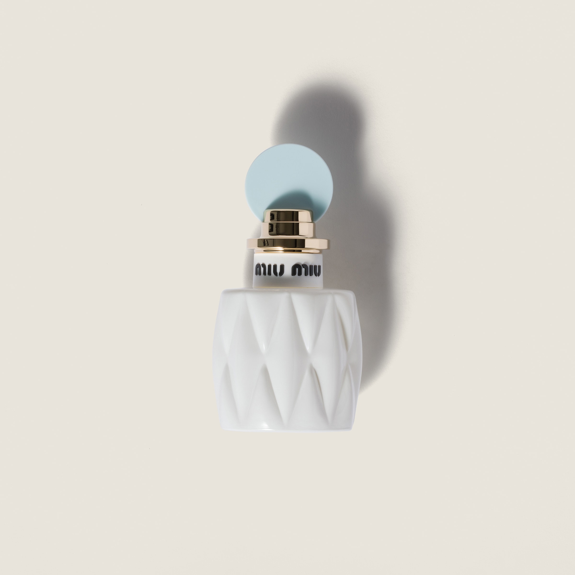 Miu Miu Fleur De Lait Eau De Parfum 50 Ml