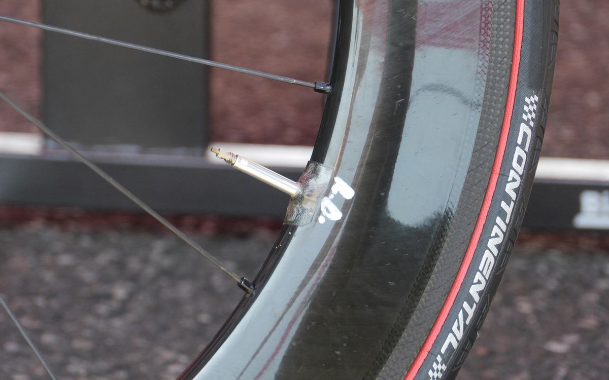 There is a possibility someone on Bahrain-Merida was using 'R.D.'s wheels for the stage