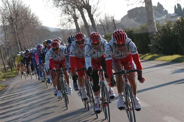 Lambouwkrediet ride the front at the 2003 GP Costa degli Etruschi.