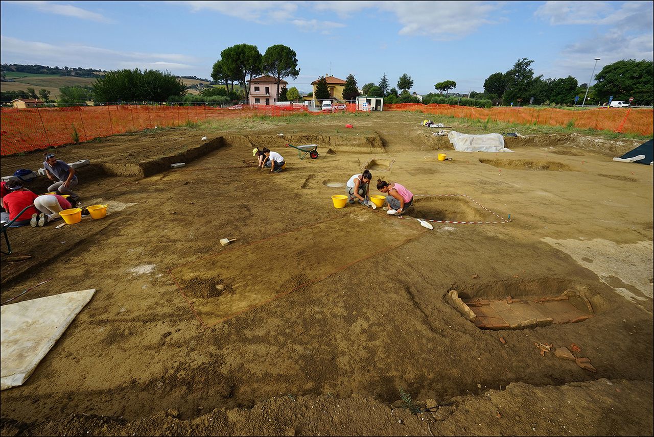 Researchers excavate the Iron Age site.