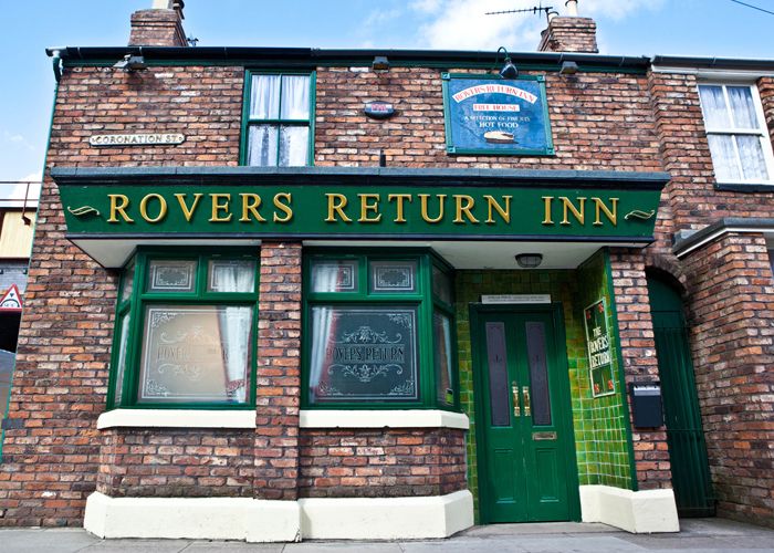 'Coronation Street' fans delighted by the return of a missing character – looking very cute!