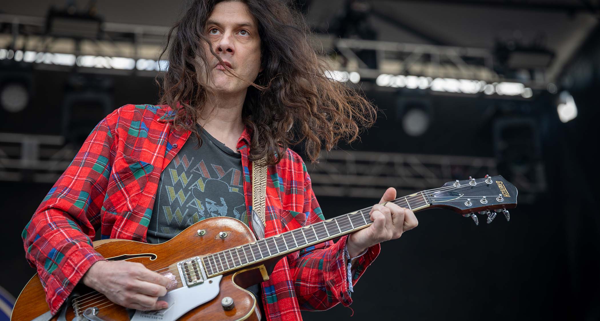 Kurt Vile plays his Gretsch Chet Atkins onstage