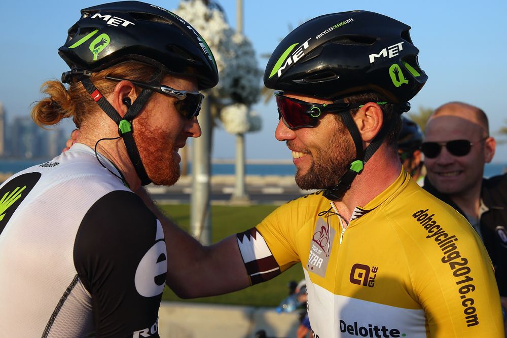 Tyler Farrar congratulates Mark Cavendish on his victory