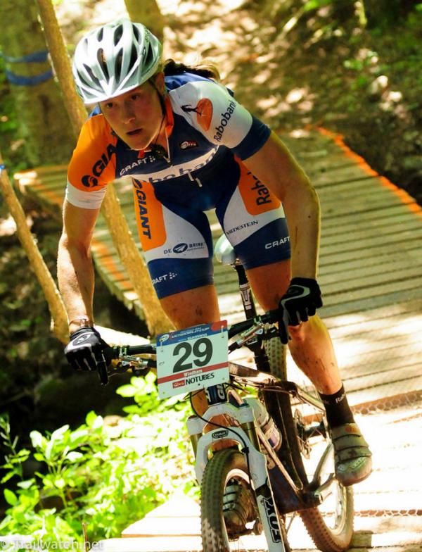 Katie Compton trying to make contact with the main chase group