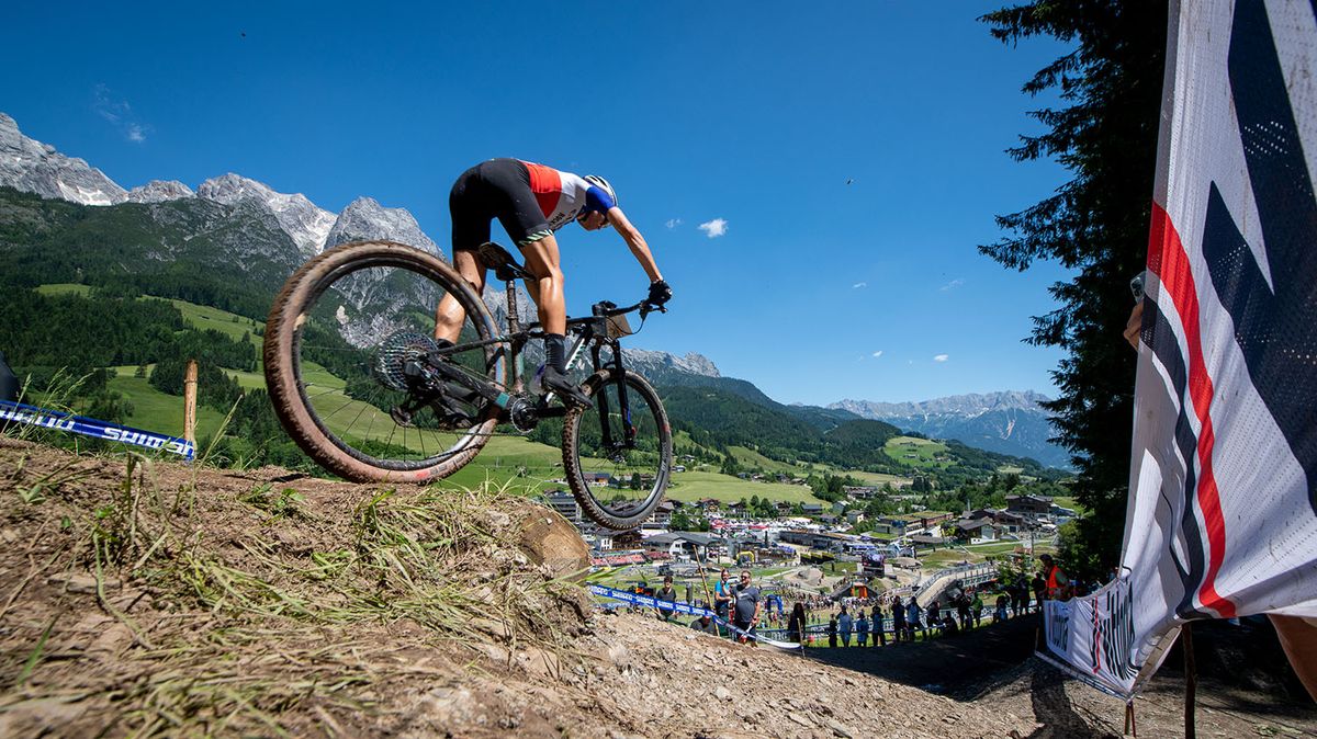 Loana Lecomte (Canyon CLLCTV)
