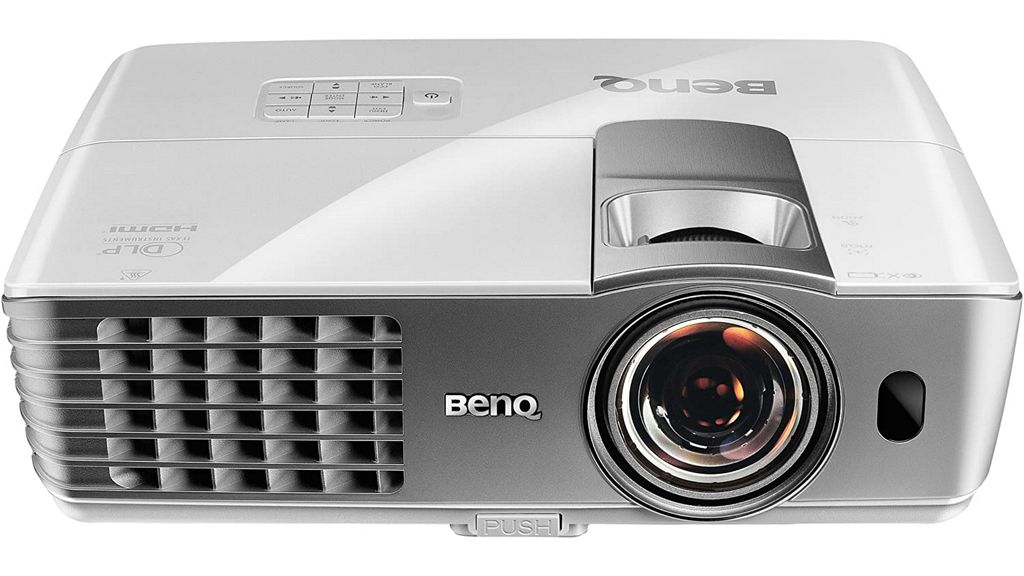 Best outdoor projector 2021 liven up your backyard parties Gardeningetc