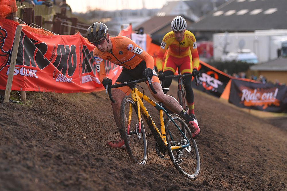 Lars van der Haar (Netherlands) slips out the World Championships in Bogense