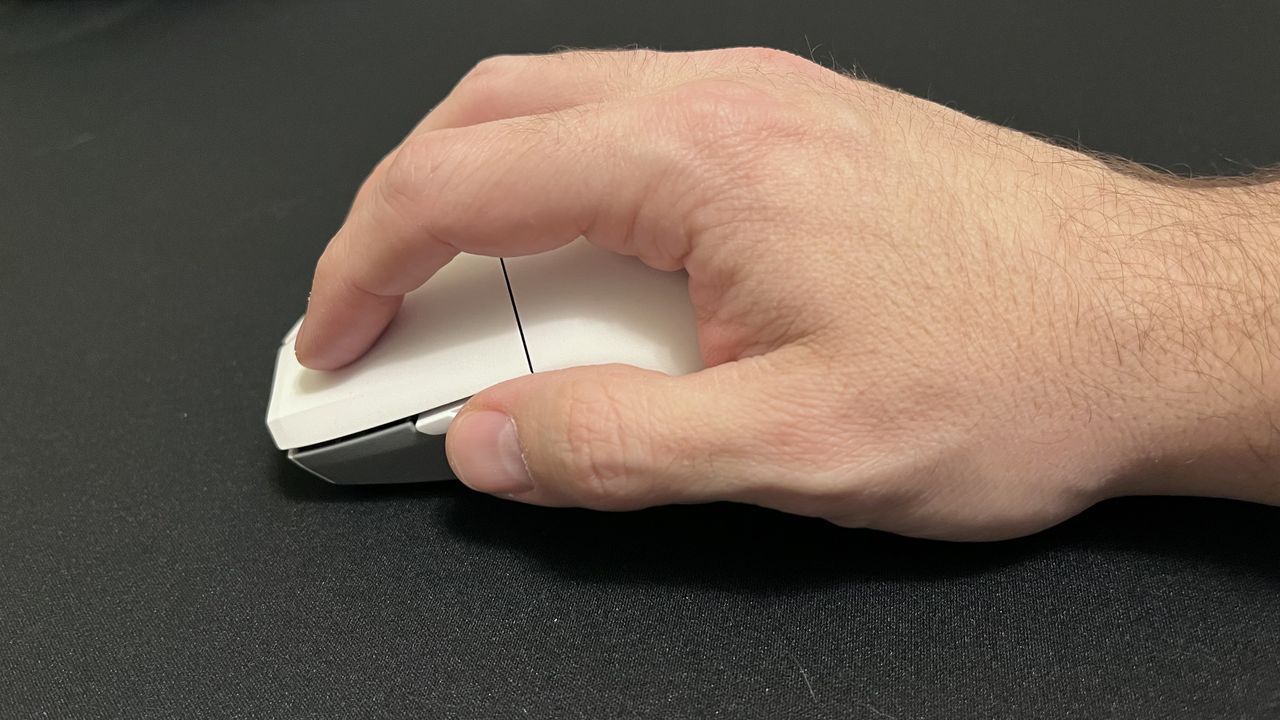 Cooler Master MM311 being used by the reviewer