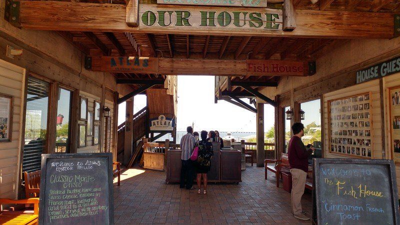 Pensacola Fish House in HDR