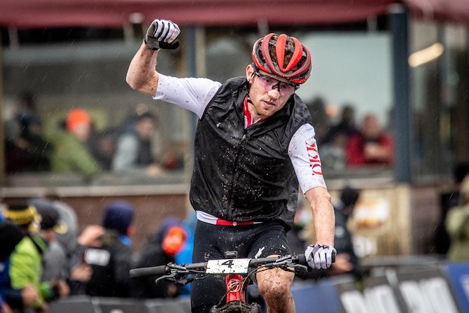 Mathias Flueckiger (Switzerland) finishes second