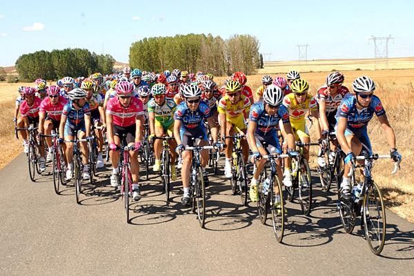 Liberty Seguros controls the peloton
