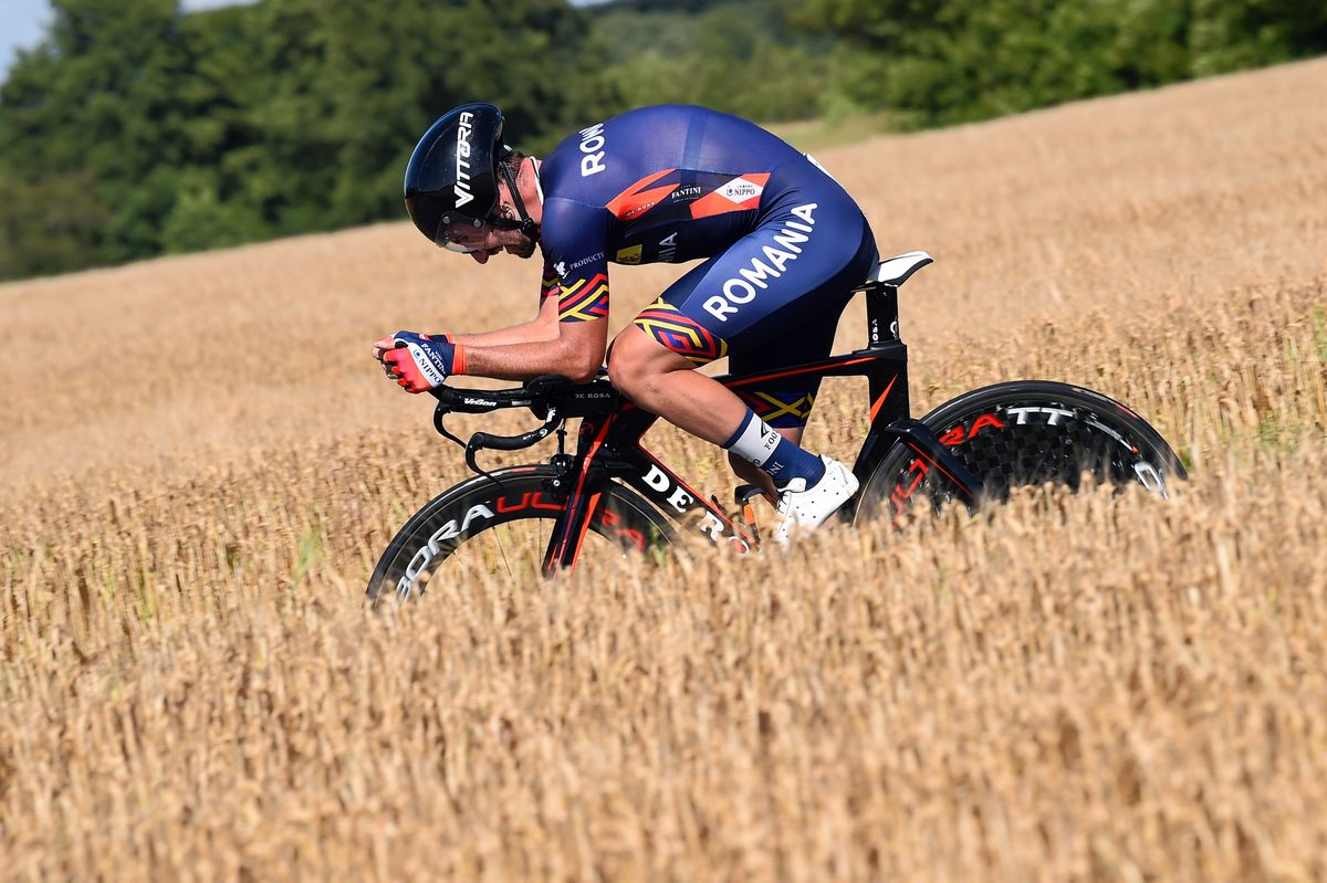 Eduard Michael Grosu (Romania) had a nasty crash