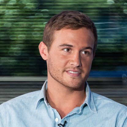 The Bachelor Visits Extra