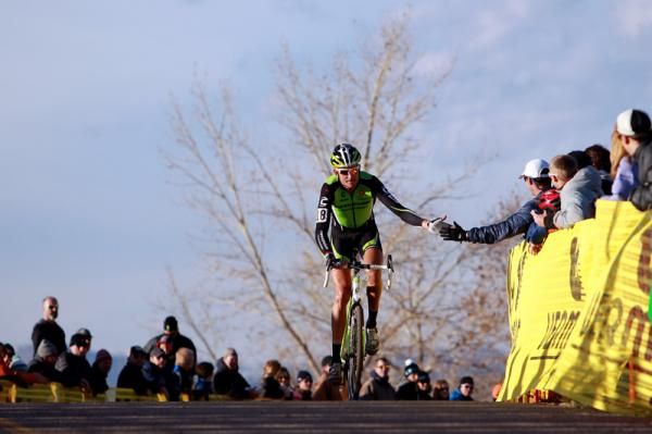Ryan Trebon (Cannondale-Cyclocrossworld) gets a congratulations from a fan for his third place finish.