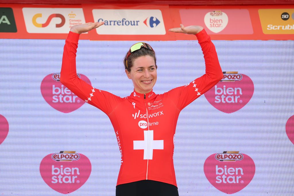 Marlen Reusser has signed a three-year contract with Movistar