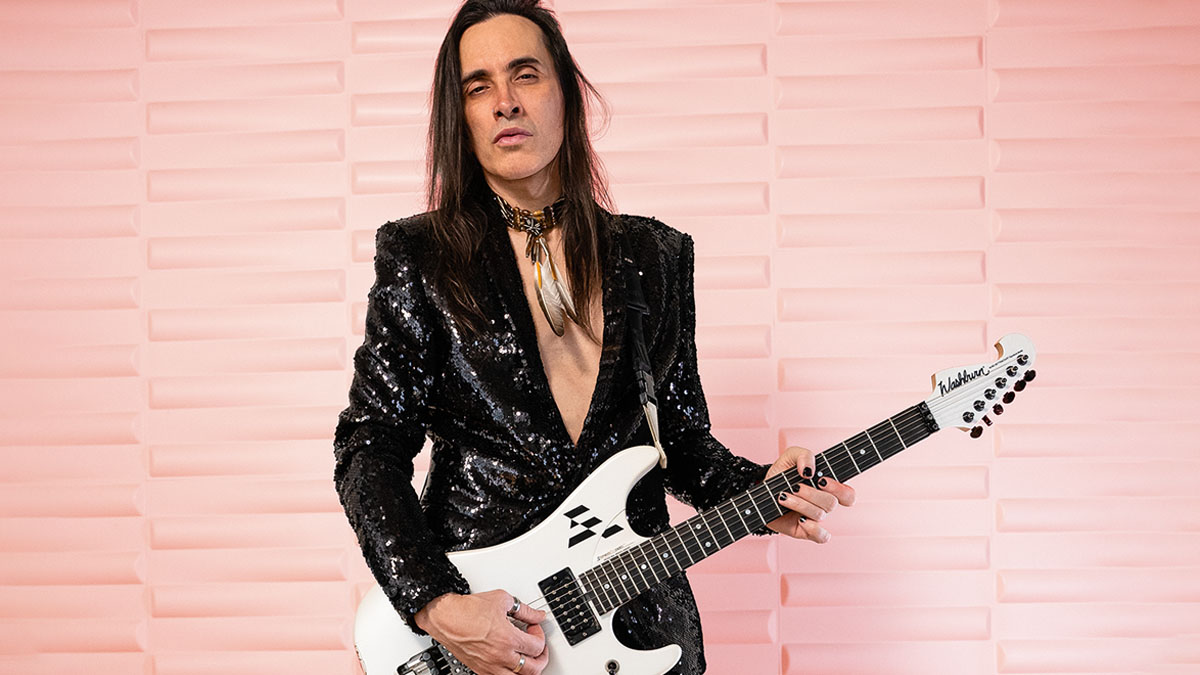 Nuno Bettencourt on why Instagram players make his jaw drop, how Eddie Van  Halen inspired Extreme's new album – and why he apologized to Brian May for  one of its leads |