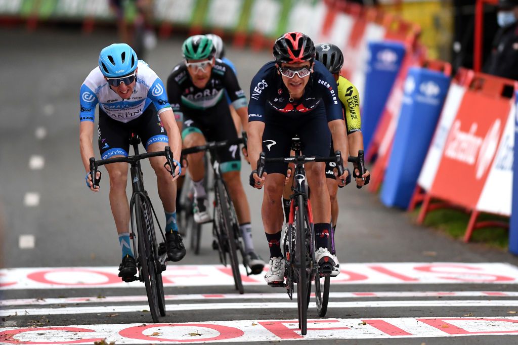 Richard Carapaz sprints for second place at the Vuelta