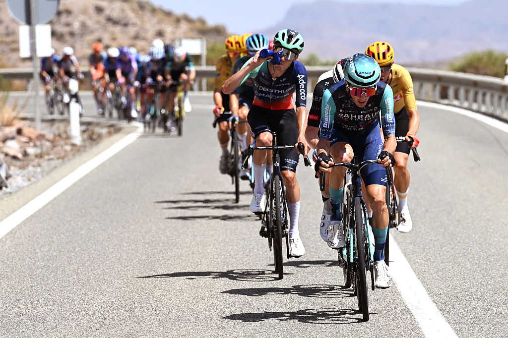 Vuelta a España stage 12 LIVE – 30-rider breakaway up the road on tough climbing day but Movistar are keeping the gap under control