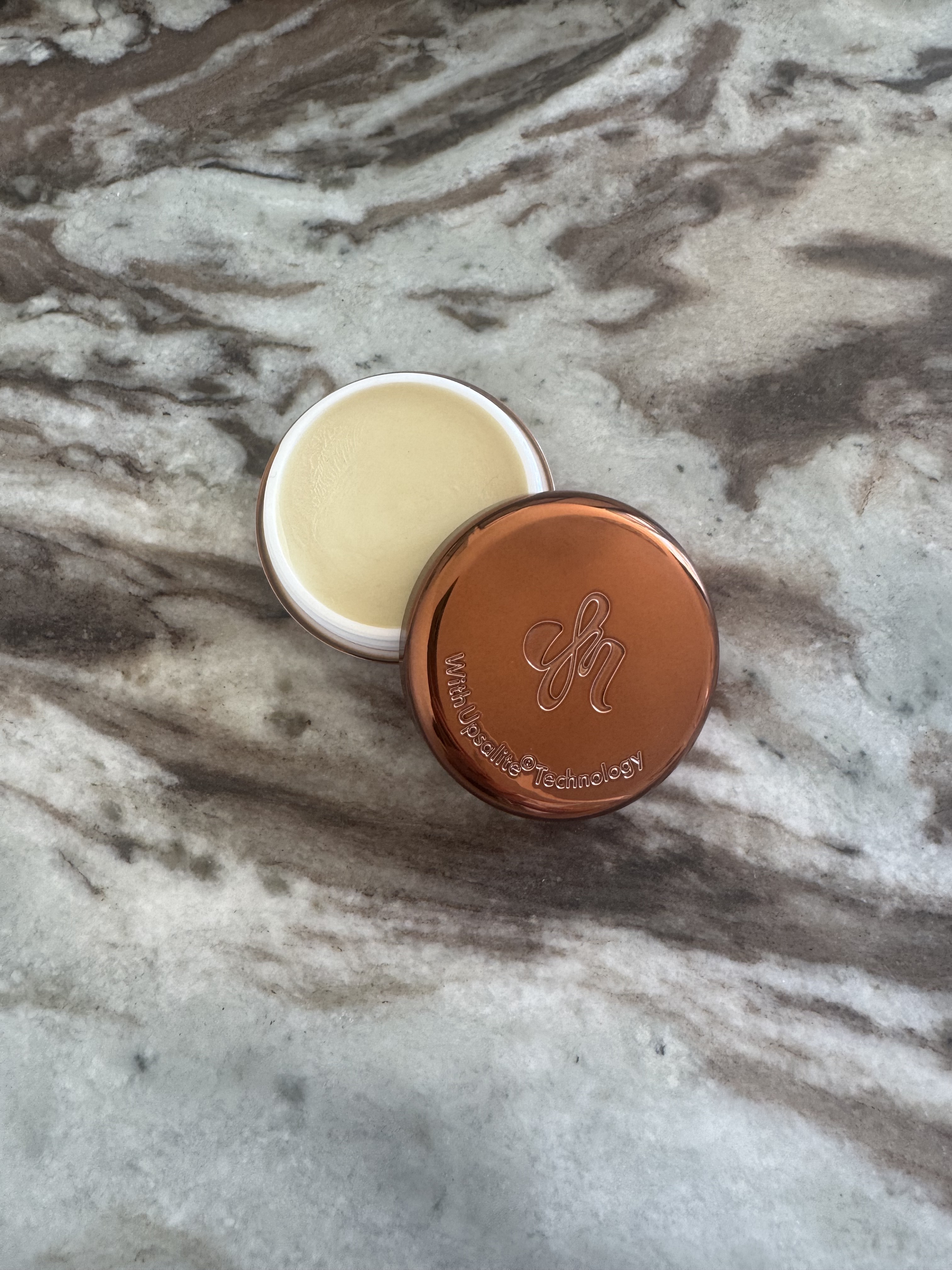 The Danessa Myricks Beauty Yummy Skin Blurring Primer