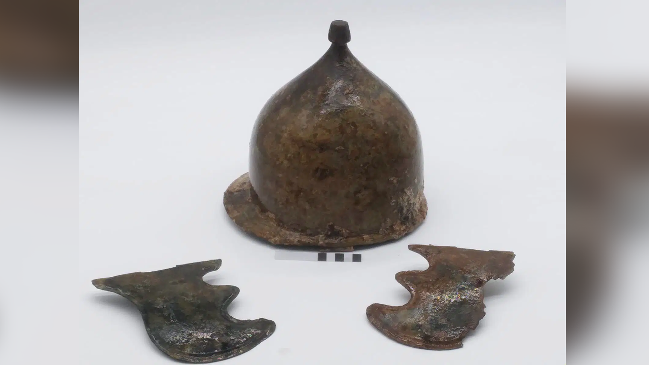 'Extraordinary' Roman helmet from war-ending battle found in the sea off Sicily